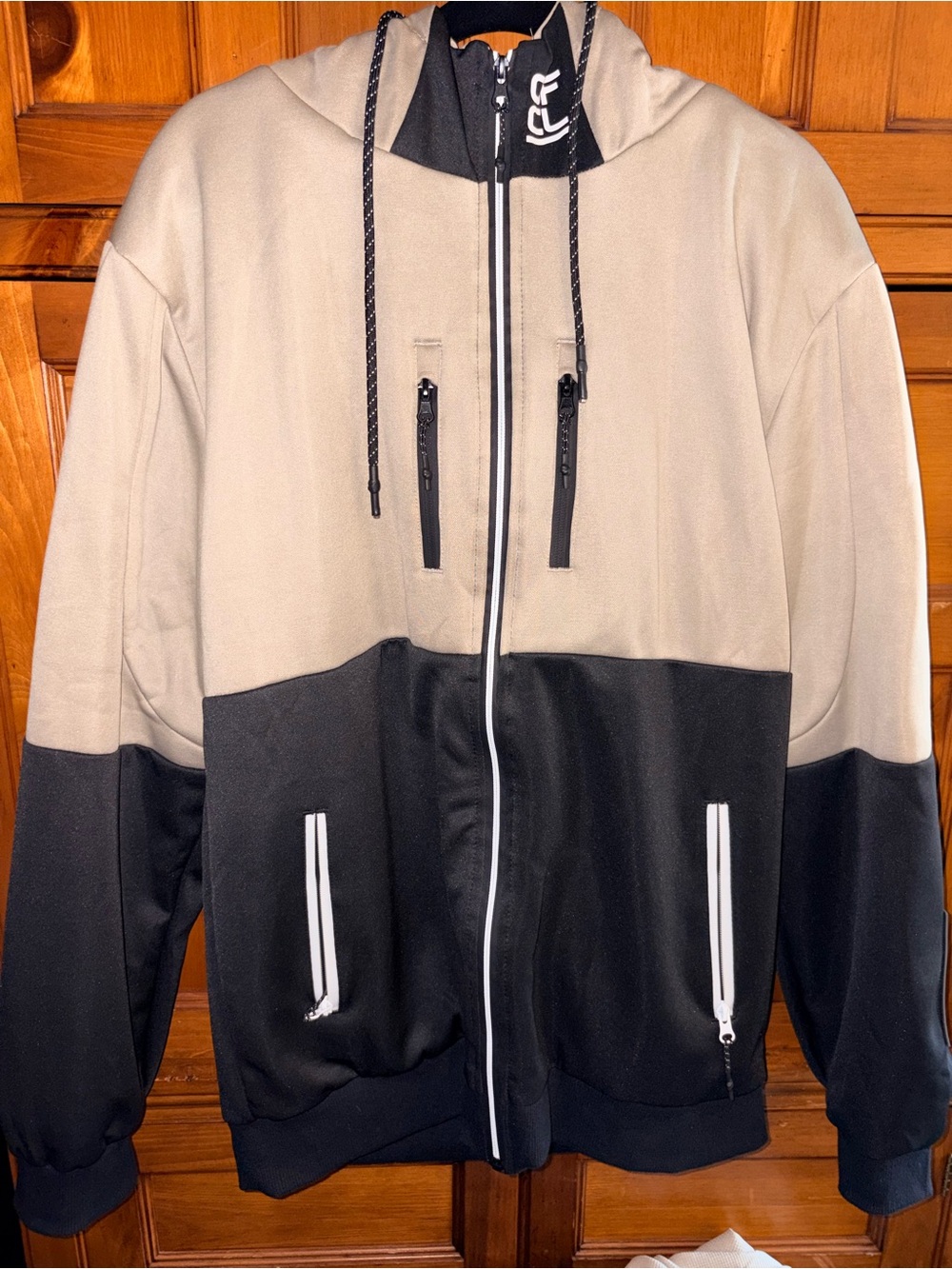 Men's Two-Tone Beige and Black Lightweight Zip Jacket